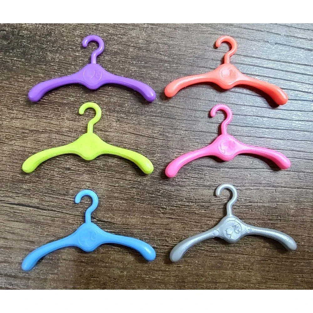 BARBIE HANGERS Lot Of 6 THICK PLASTIC Multicolor Neon Yellow Pink Purple Z30
